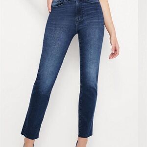 Good American always fits good class slim straight jeans, fits sizes 6-12